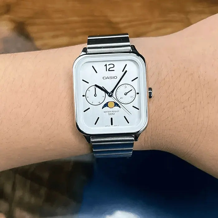 Reloj Casio Horizon · 24